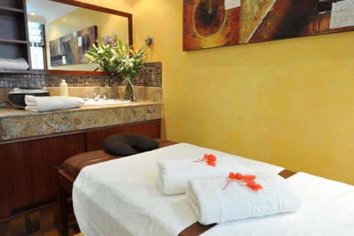 Mimosa Court Apartments - Housity