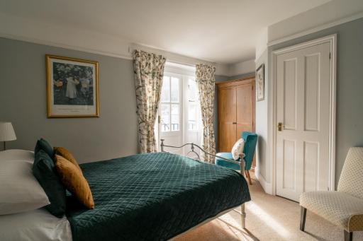 Lee House - Housity