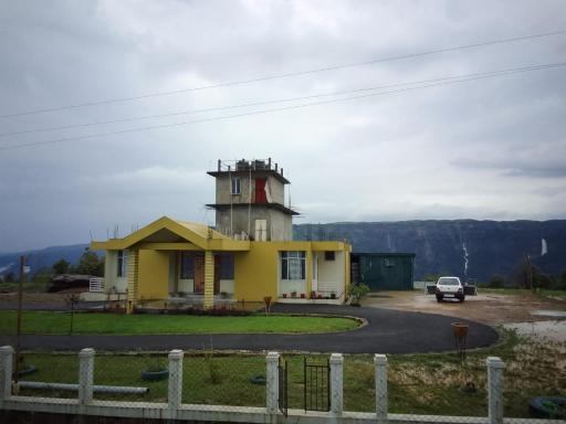 Mountain View Villa - Housity