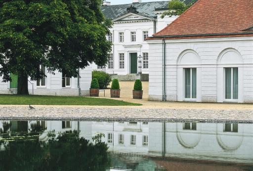 Hotel Schloss Neuhardenberg - Housity