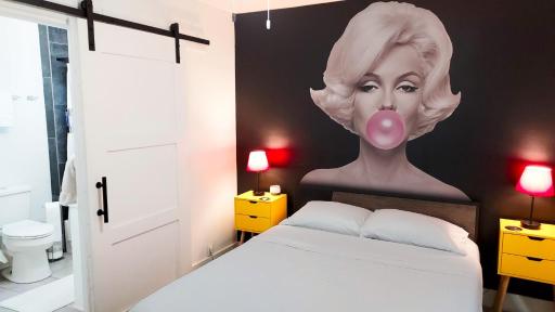 Indy Nest -The Retro House - Housity