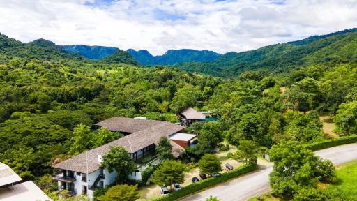 Rain Tree Khao Yai Hotel - Housity