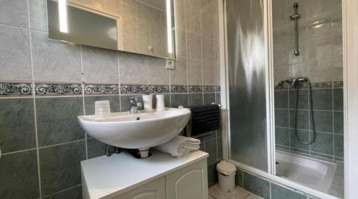 Maison Zubiatia - 3km Compostelle - Housity