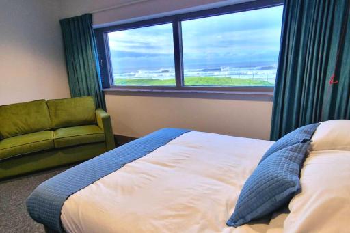 Caban, Pendine Sands - Housity