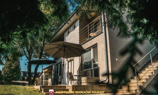 Apartmány EMMA - Housity