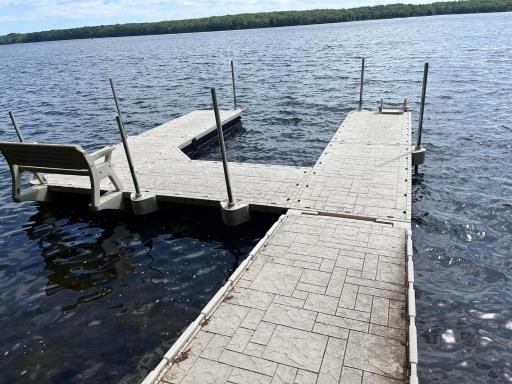 Oak Ridge Lake House - Housity