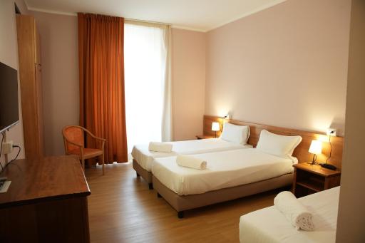 Hotel La Corte Porta Nuova - Housity