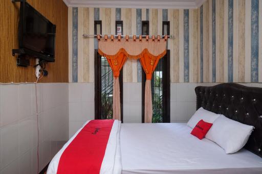 RedDoorz Syariah near Gardu Pandang Dieng - Housity