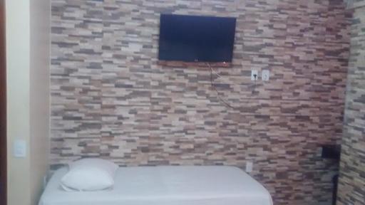 Hotel Dois Candangos - Housity