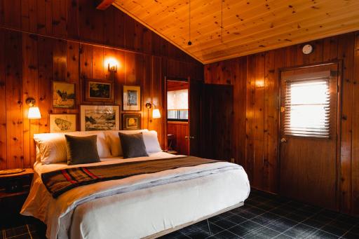 The Fireside Inn - Housity