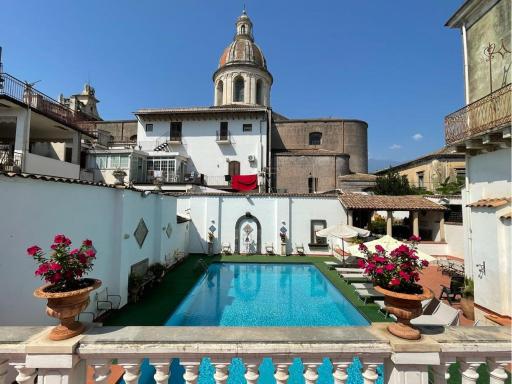 Don Camillo Suites - Housity