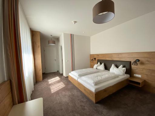 Hotel-Pension Scharl am Maibaum - Housity