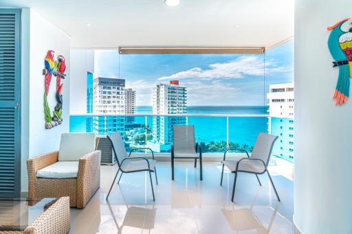 Amplio apartamento con vista al mar & Jacuzzi - Housity