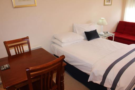 Leura Fairways East - Housity