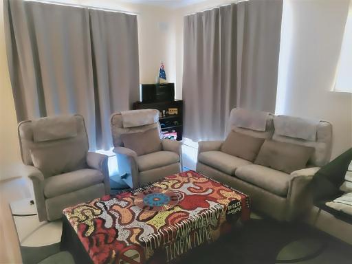 2BR house in West Lamington - Housity