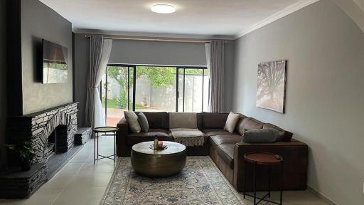 Elegant four bedroom Villa with a pool - 2038 - Housity