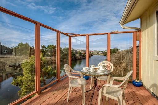 Shore Delight Waldport Home and Deck, Walk to Beach - Housity