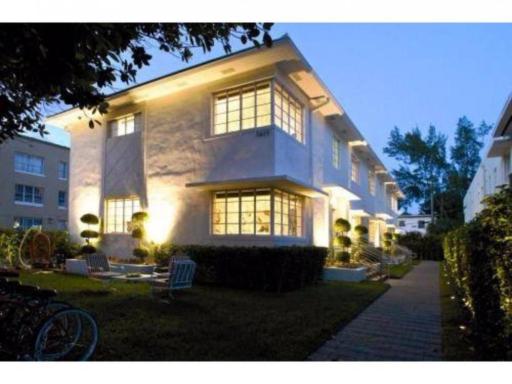 LINCOLN RD-MIAMI BEACH CHARMING VACATION STUDIO and 2 BR Apartments - Housity
