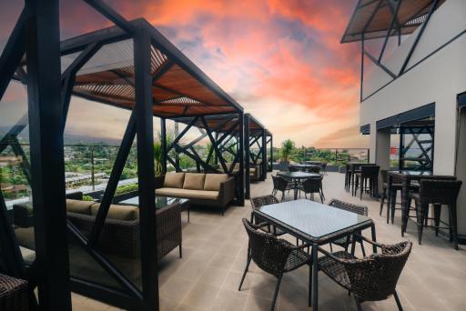 Rogers Hotel Manado - Housity