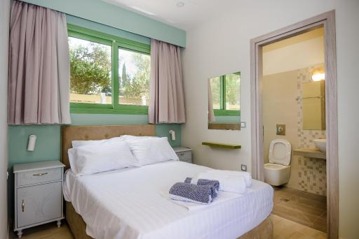 tzogias apartments nonna studio - Housity