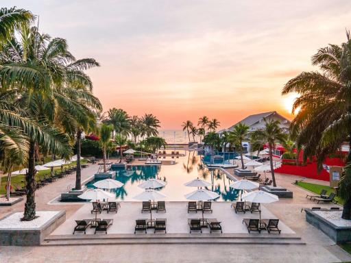 Radisson Resort & Spa Hua Hin - Housity