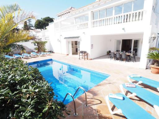 Nerja Paradise Rentals - Villa Almassora - Housity