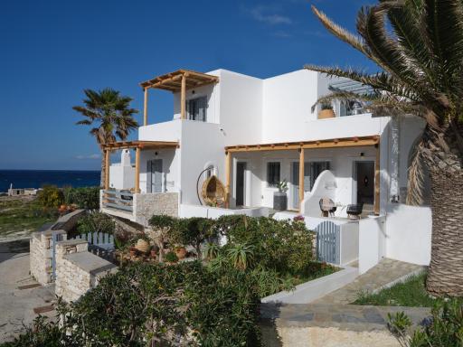 Beach Ariti Seaside Residence - Housity