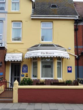 Bianca Guesthouse - Housity