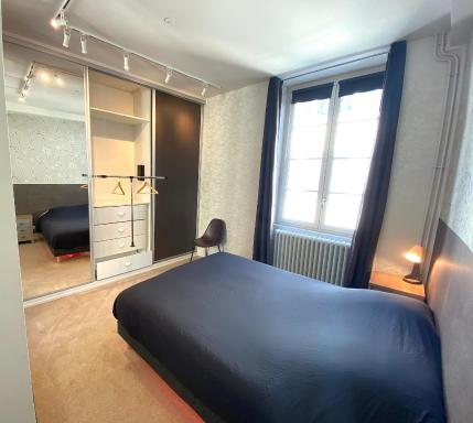 FLOYDROOM'S Pau chambre hôtes standing dans appartement partagé proche château - Housity