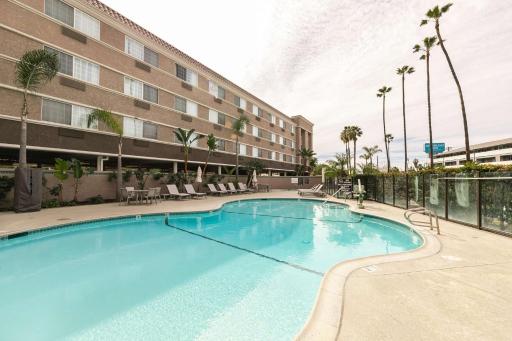 Best Western Inn & Suites San Diego Zoo -SeaWorld Area - Housity