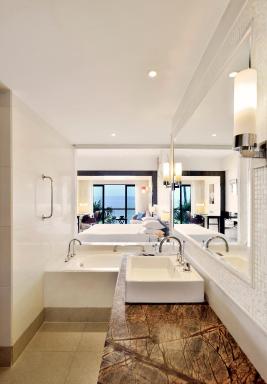 Beachfront Goa Marriott Resort & Spa - Housity