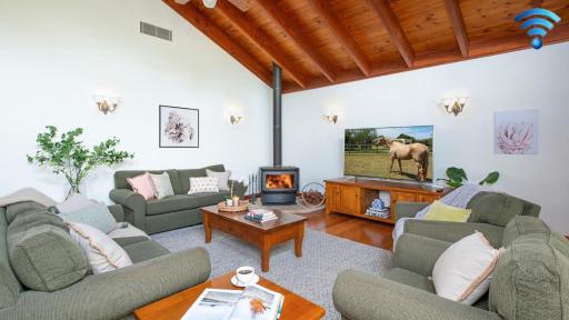 Reign Manor & Coach House - Housity