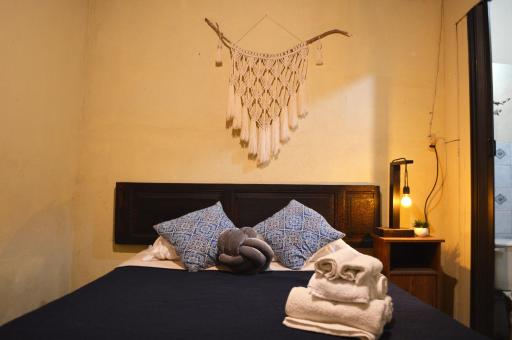 Ave del Paraiso Guest House - Housity