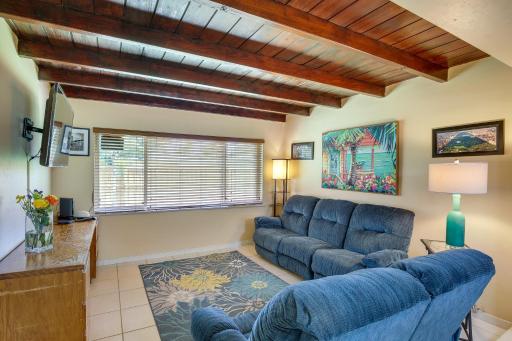Hollywood Vacation Rental about 4 Miles to the Beach - Housity