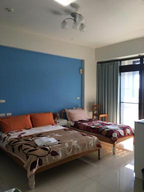 東津左岸民宿 - Housity