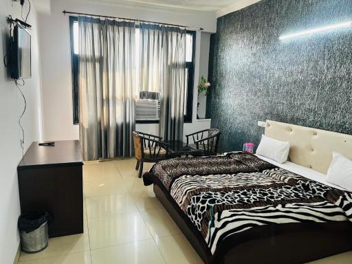 Hotel Grand Plaza - Housity