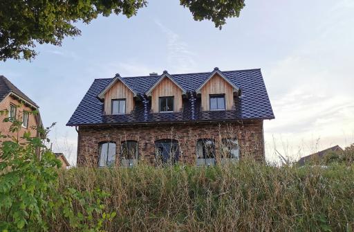 Haus am Deich 47 stilvolles Landhaus an der Elbe in Stadtnähe - Housity