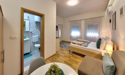 Villa Acapulco - Housity