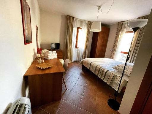 Dino's B&B - Housity