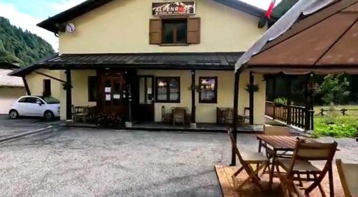 Rifugio Alpenrose - Housity