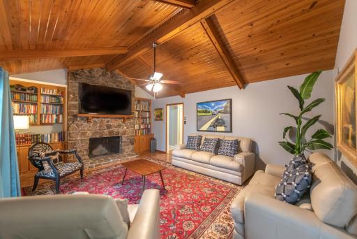 A Pleasant Home for Your Living Pleasure - Housity
