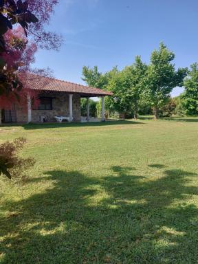 Los 11 Postes - Housity