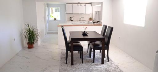 Svetlana's Apartments - Housity