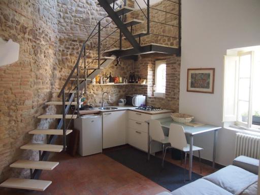 Dalle Stelle - Housity