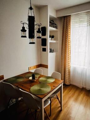 Gold Box Apartament - Housity