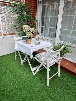 Apto Céntrico Piscina Urbanización Garaje Opcional - Housity