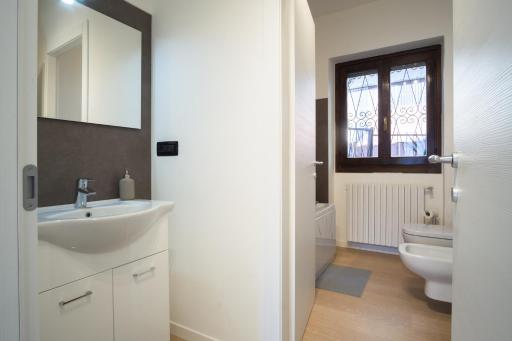 Panoramic Apartment Italian Alps Valtellina near Sondrio, Tirano - Housity