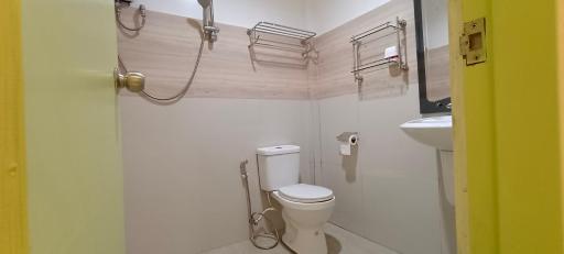 Rabang Traveller's Inn - Housity