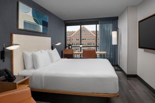 Courtyard by Marriott Washington, DC Dupont Circle - Housity