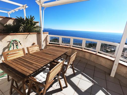 Lovely apartment with sea view - Housity